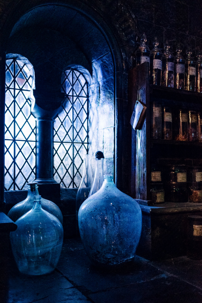 Visite des Studios Harry Potter à Londres – Détails du décor de la salle de cours de potions
